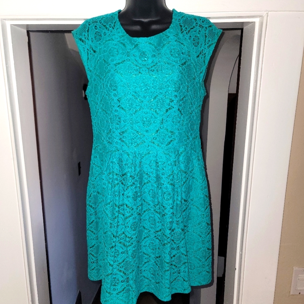 FOREVER 21 Lace Dress